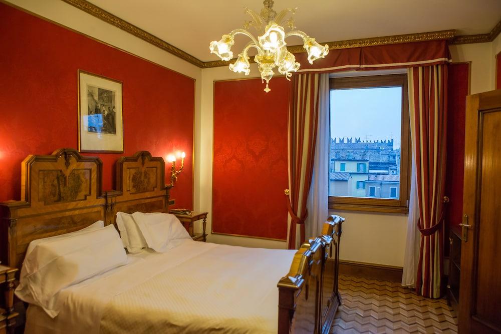 Due Torri Hotel Verona Exterior photo