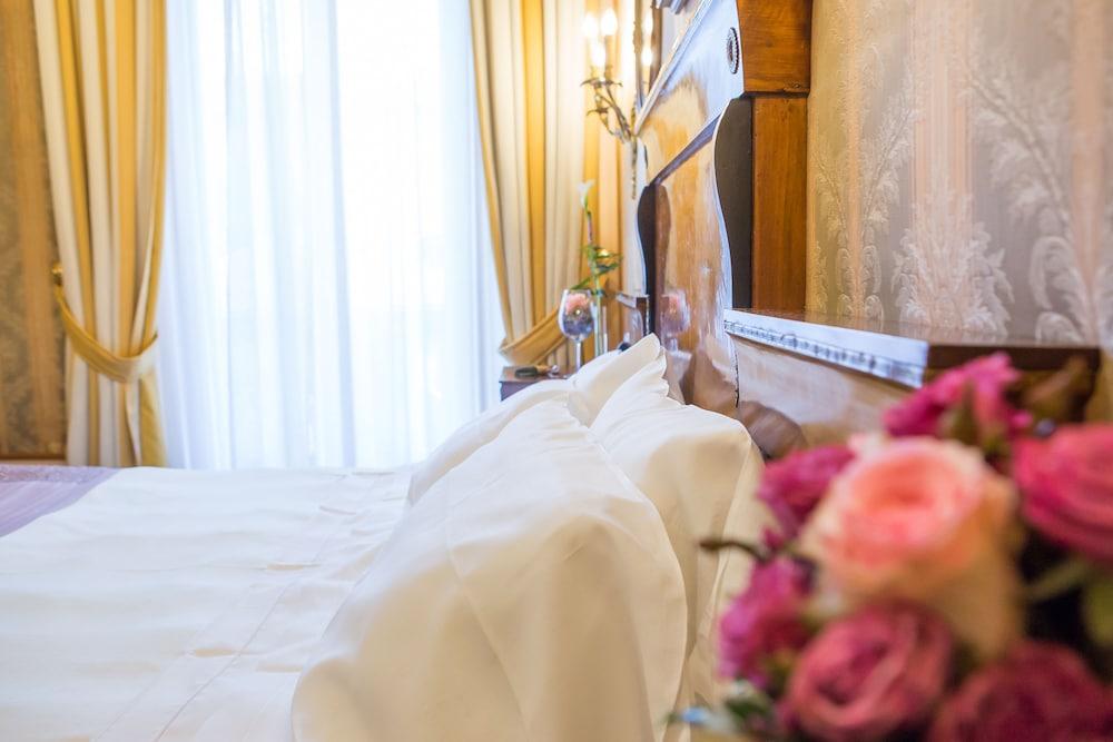 Due Torri Hotel Verona Exterior photo