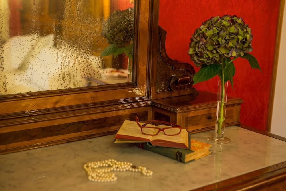 Due Torri Hotel Verona Exterior photo