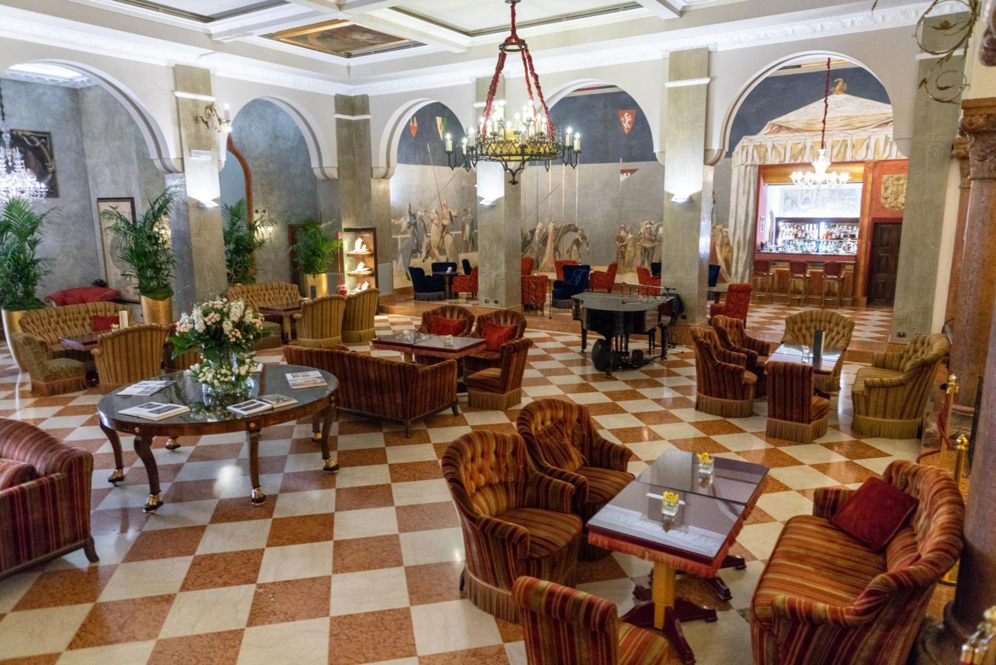 Due Torri Hotel Verona Exterior photo