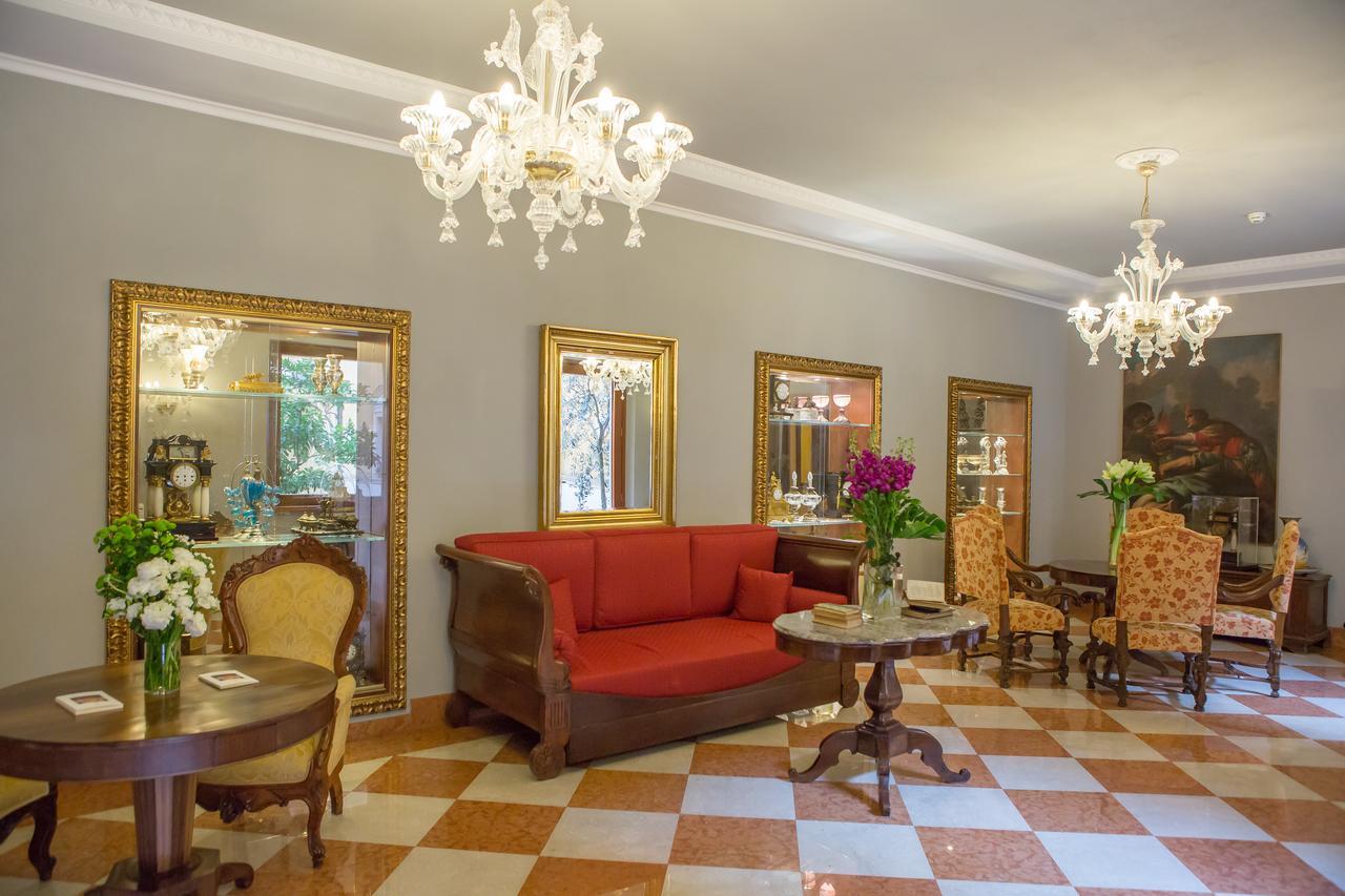 Due Torri Hotel Verona Exterior photo