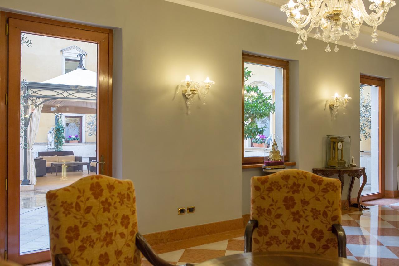 Due Torri Hotel Verona Exterior photo